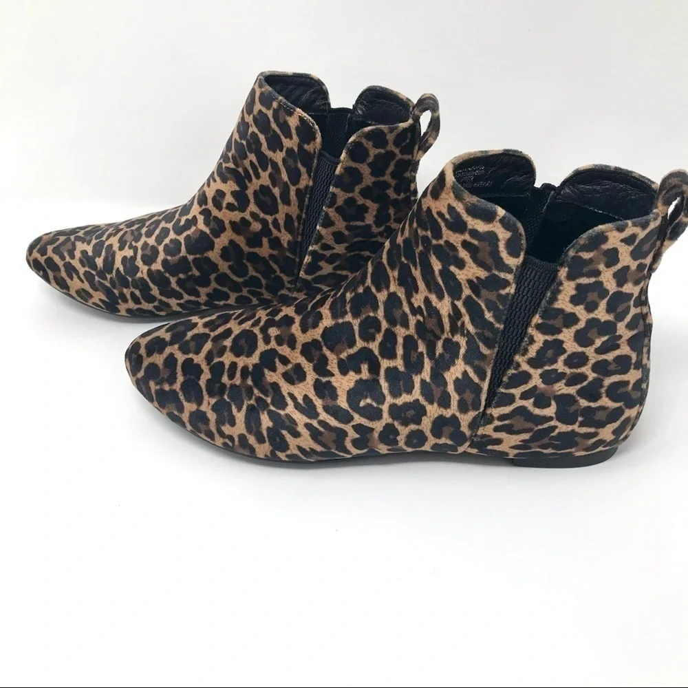 Born Remo Pixie Booties Brown Black Leopard Print Size 6